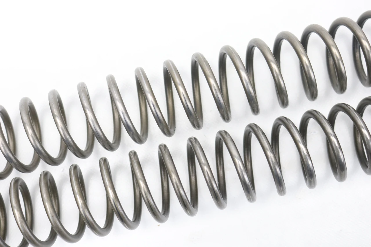 RM250 1999-2000 Front Fork Springs Pair Suzuki 51171-37E80 #124
