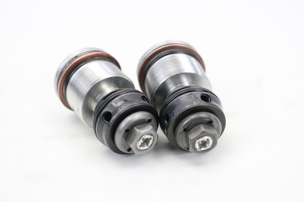 KX125 KX250 1998 Fork Lower Centre Bolts Kawasaki 49116-1155 #100