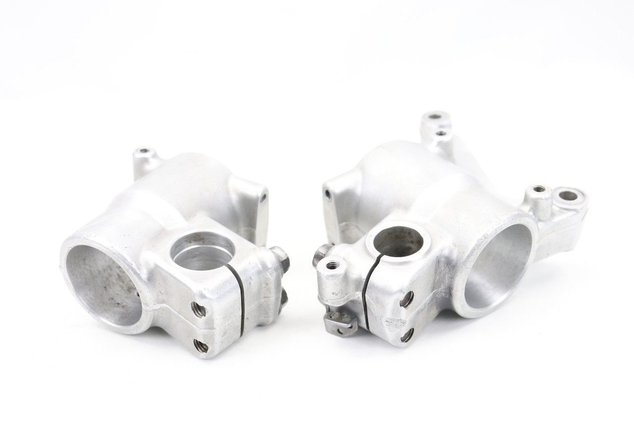 RM125 96-00 RM250 2000 Front Fork Lower Lugs Pair Suzuki 51110-36E80 #174