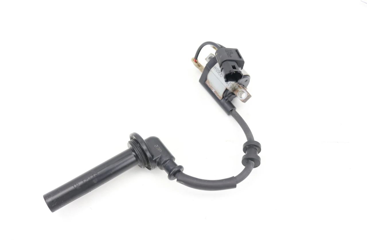 WR450F 16-18 YZ450F 14-17 Ignition Coil Assembly Yamaha 1SL-82310-03 #347
