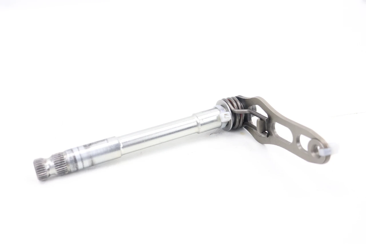 YZ450F 14-22 WR450F 19-23 Gear Shift Shaft Yamaha 1SL-18101-00 #347