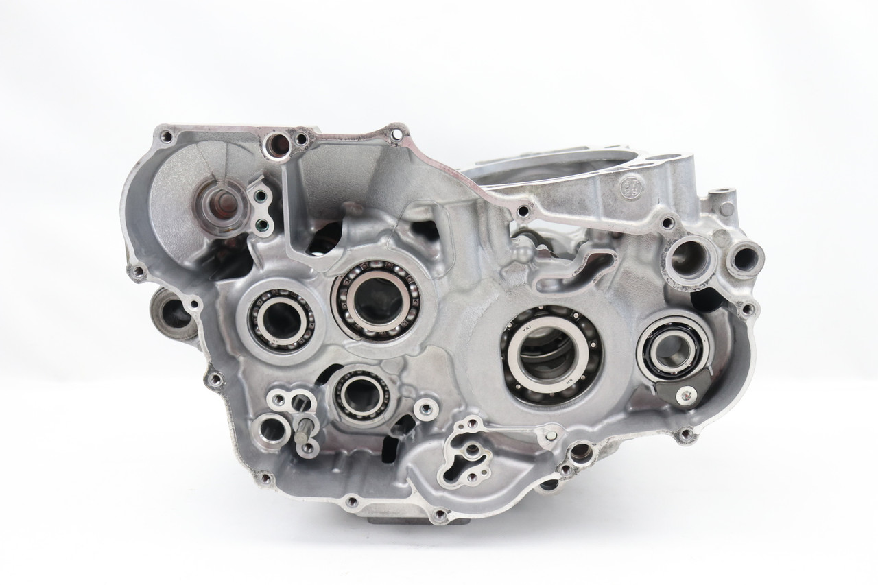 YZ450F 14-17 WR450F 16-18 Crankcase Set Engine Yamaha 1SL-15100-09 #347