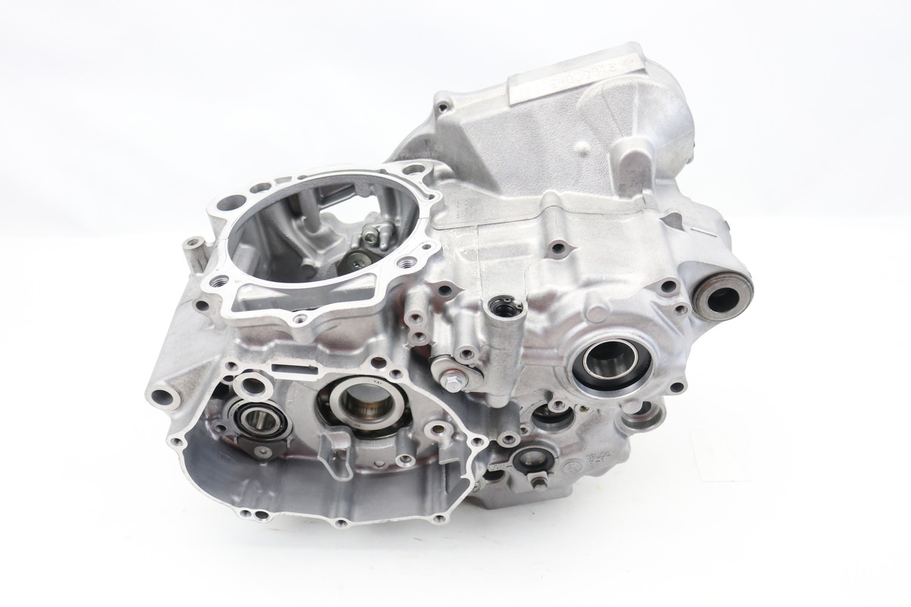 YZ450F 14-17 WR450F 16-18 Crankcase Set Engine Yamaha 1SL-15100-09 #347