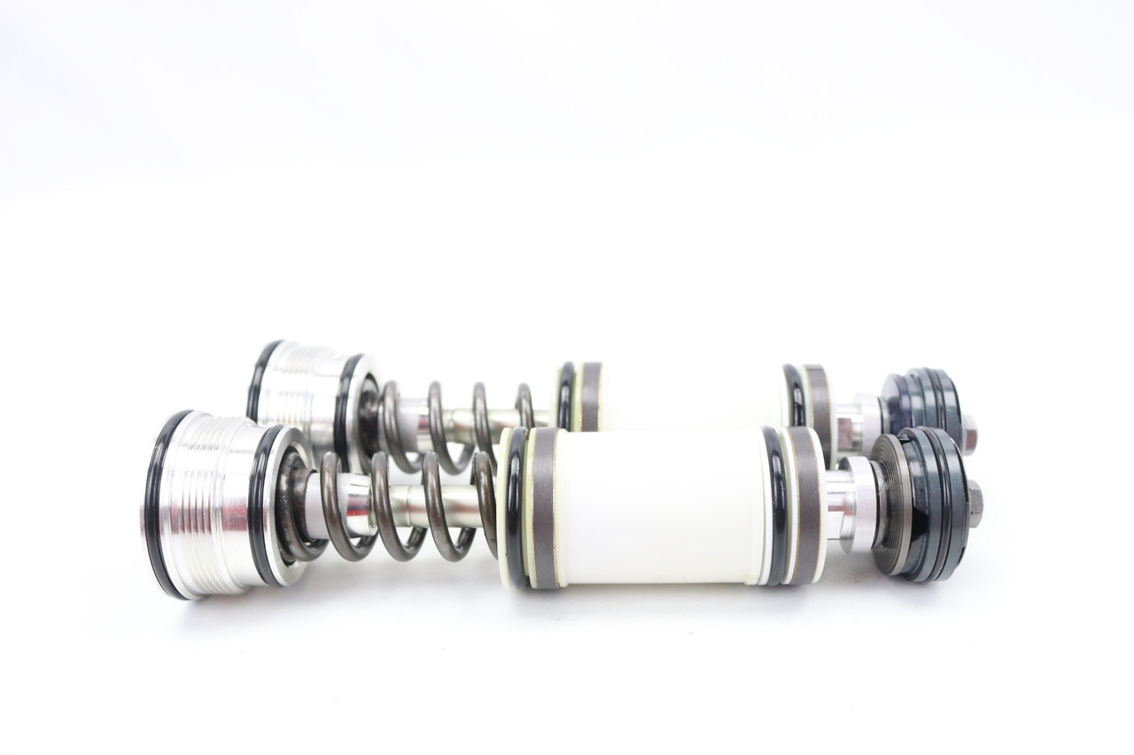 YZ450F 2016-2017 Fork Top Cap Adjusters Pair Yamaha 1SL-2316A-20 #347