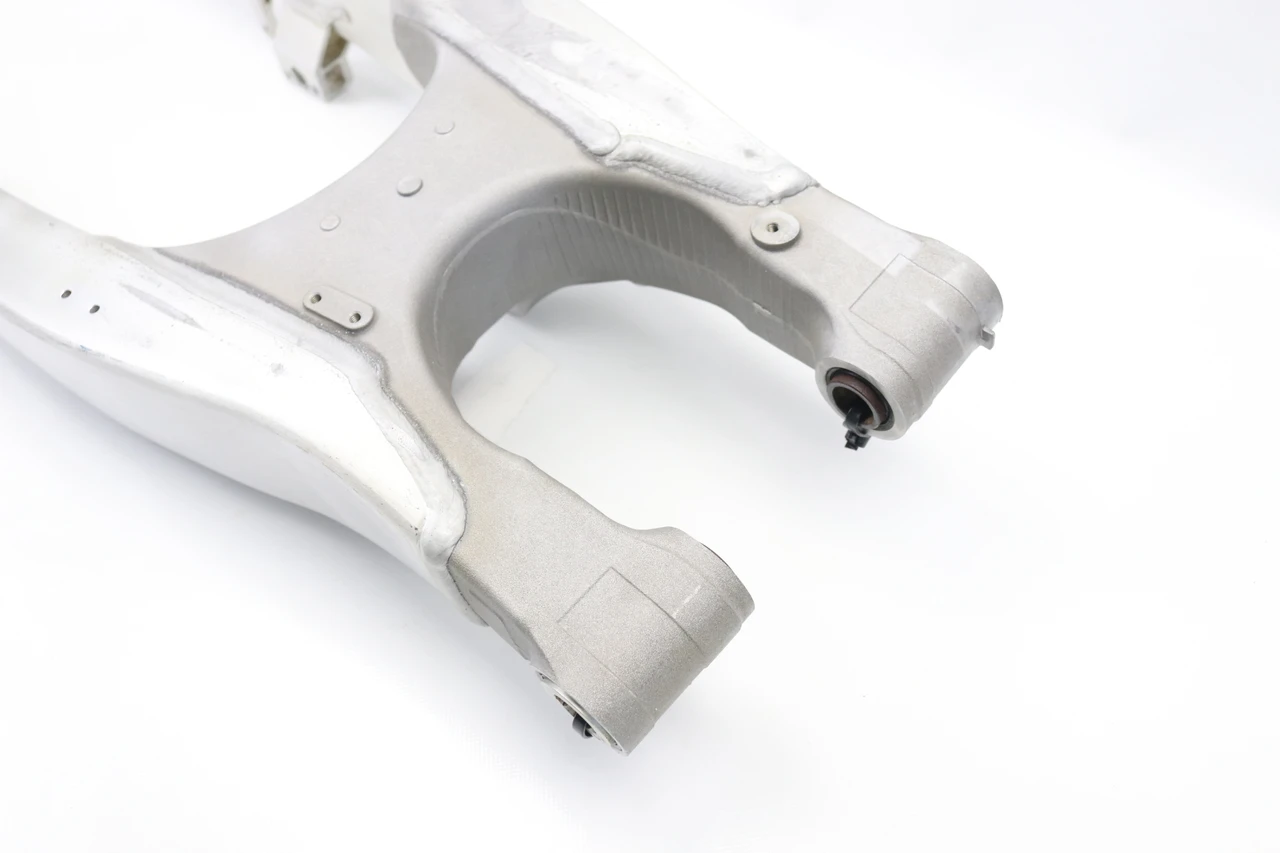 YZ450F 14-17 YZ250F 14-18 Swingarm Rear Arm Yamaha 1SL-22110-01 #347