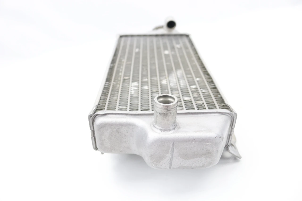 RM-Z250 2013-2018 Right Radiator Cooling Assy Suzuki 17710-49H10 #346