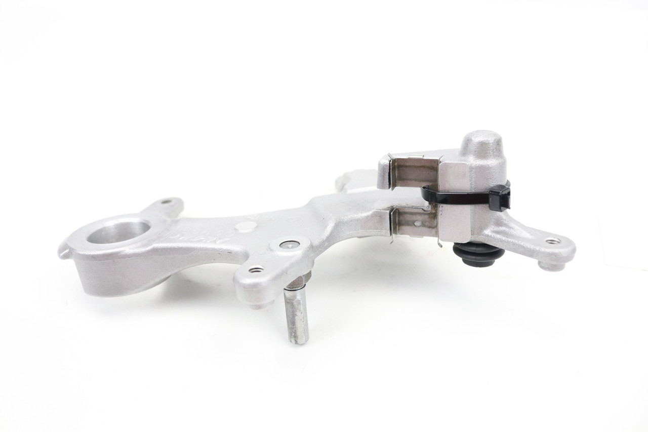 RM-Z250 10-22 RM-Z450 08-22 Rear Brake Caliper Support Bracket Suzuki 69350-28H00 #346