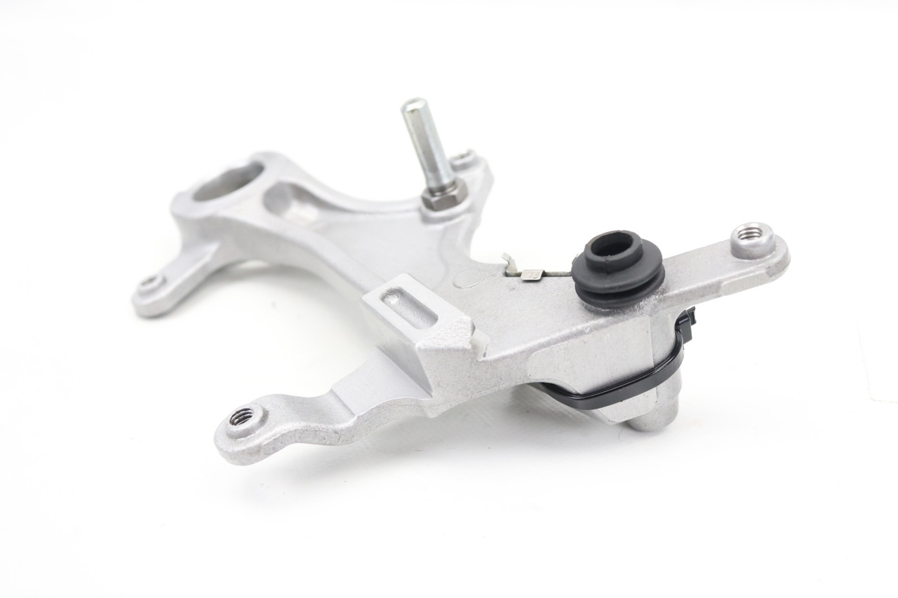 RM-Z250 10-22 RM-Z450 08-22 Rear Brake Caliper Support Bracket Suzuki 69350-28H00 #346