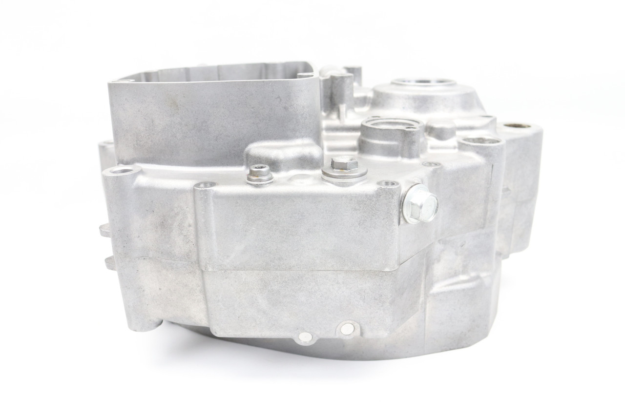 RM-Z250 2007-2009 Crankcase Set Engine Suzuki 11300-10882 #349