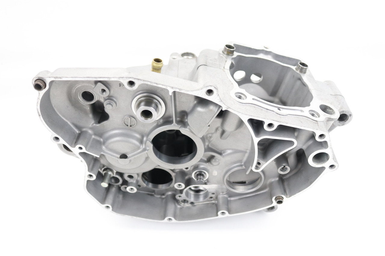 RM-Z250 2007-2009 Crankcase Set Engine Suzuki 11300-10882 #349