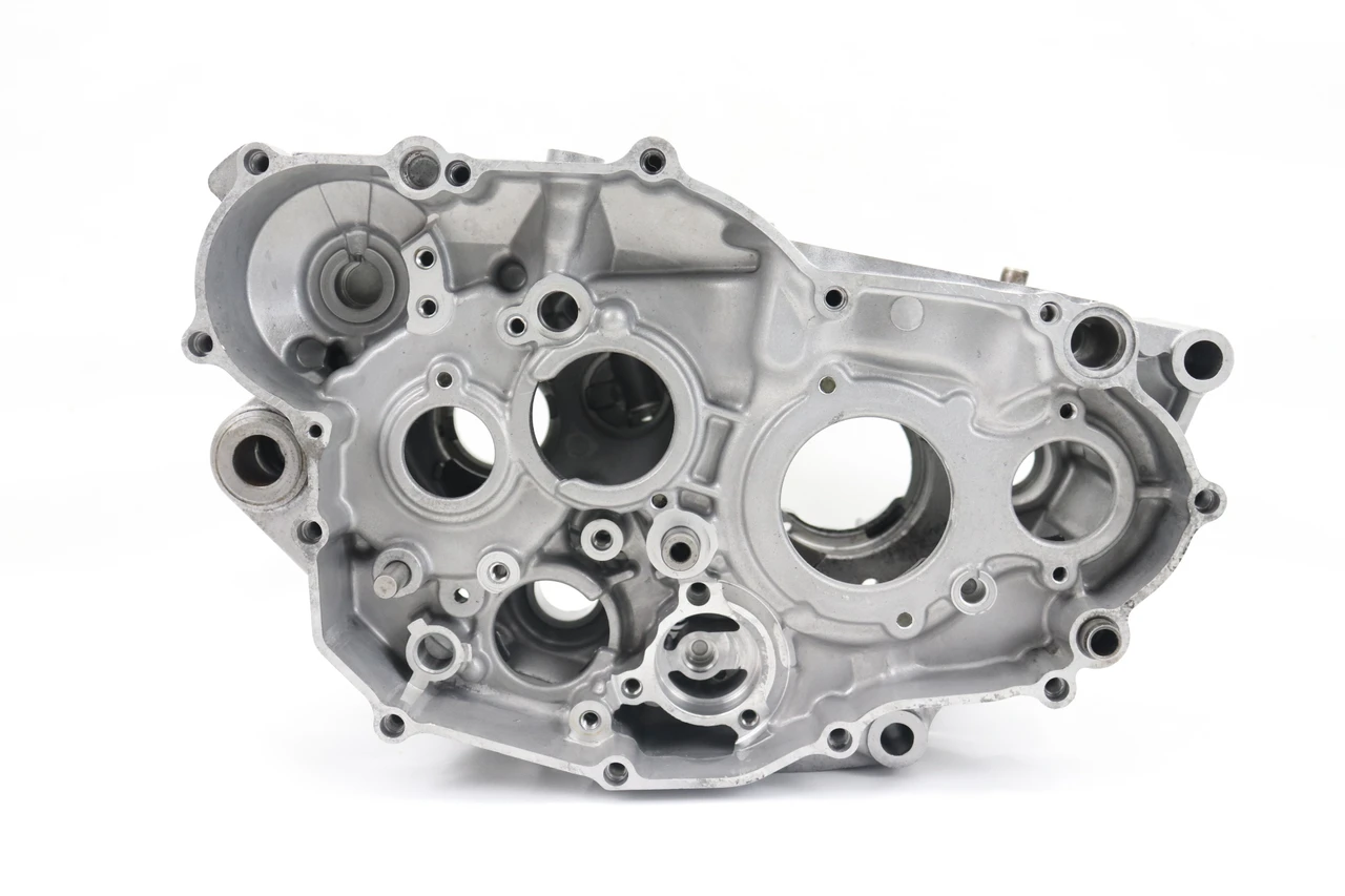 YZ250F WR250F 2001 Crankcase Set Engine Yamaha 5NL-15100-00-YX #68