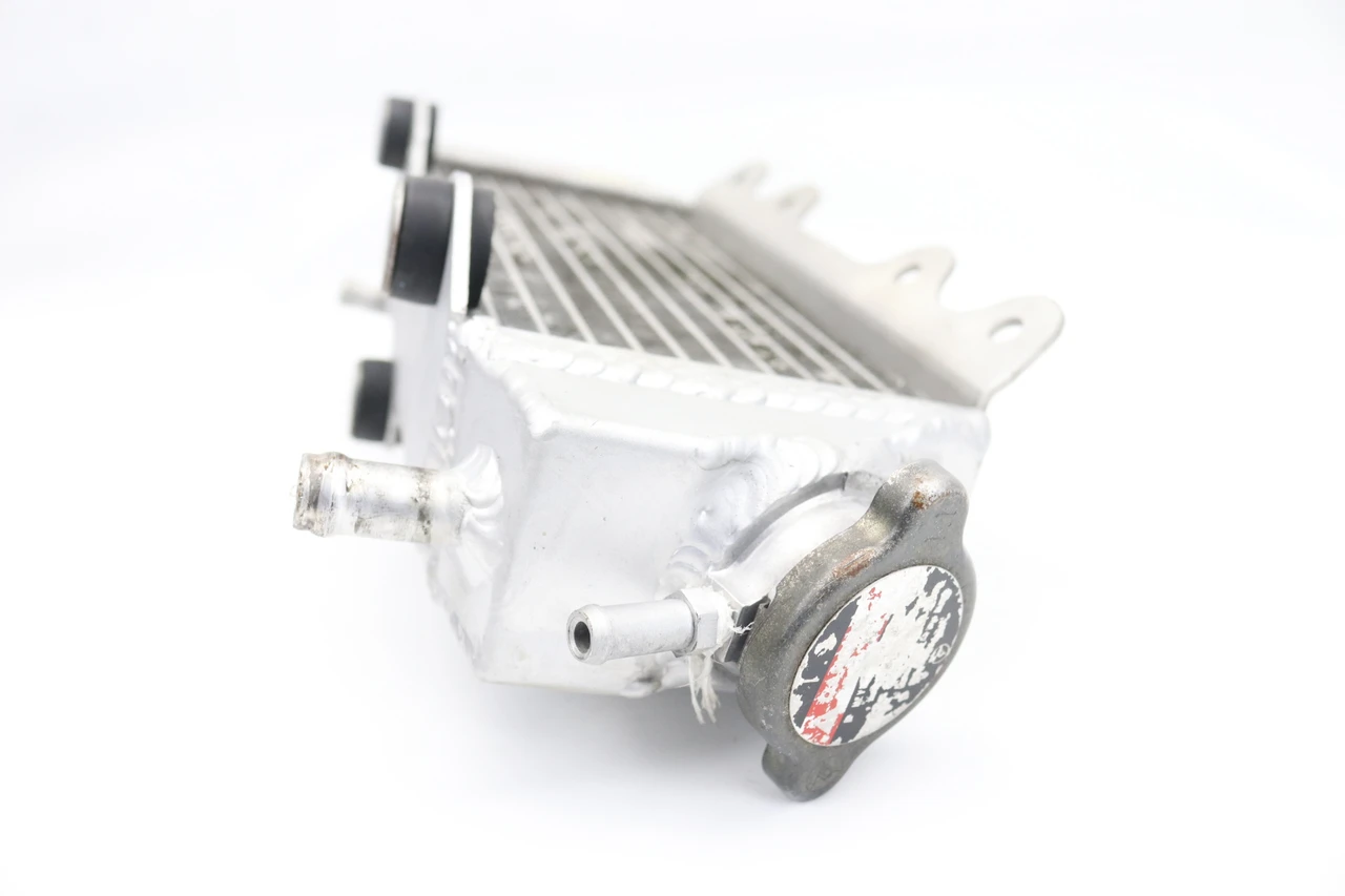 YZ250F 01-05 WR250F 05-06 Right Radiator Cooling Assy Yamaha 5NL-12461-10 #68