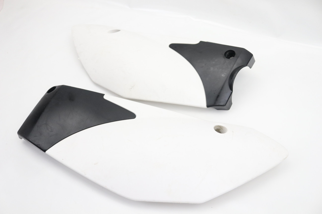 TTR110E 2008-2021 Side Panels Plastics Yamaha 5B6-21720-00 #348