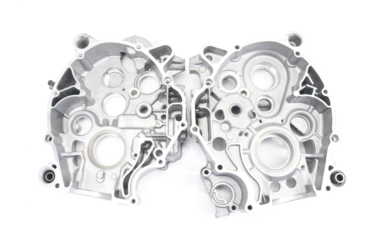TTR110E 2008-2024 Crankcase Set Engine Yamaha 3S0-E5150-01 #348