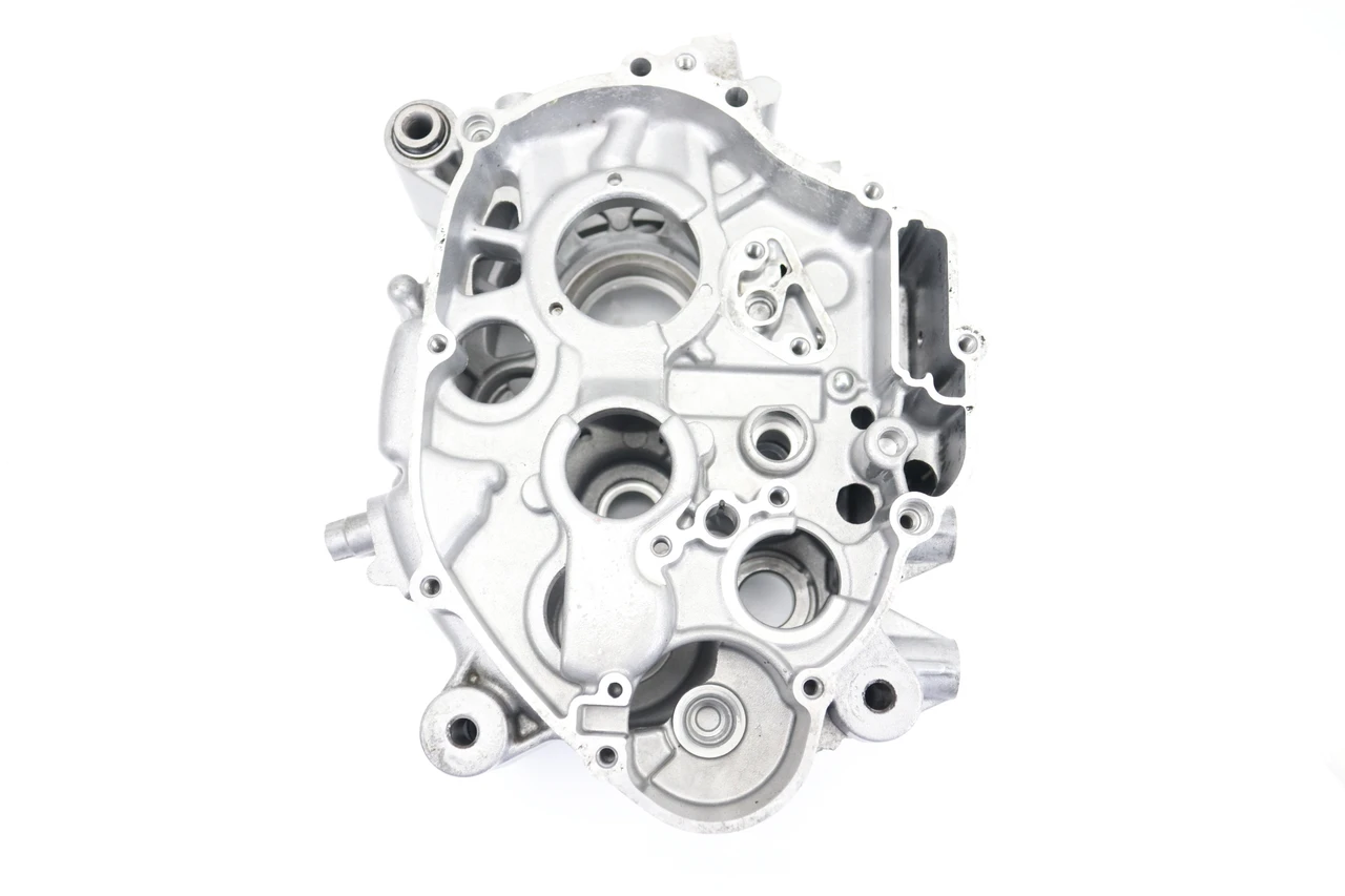TTR110E 2008-2024 Crankcase Set Engine Yamaha 3S0-E5150-01 #348