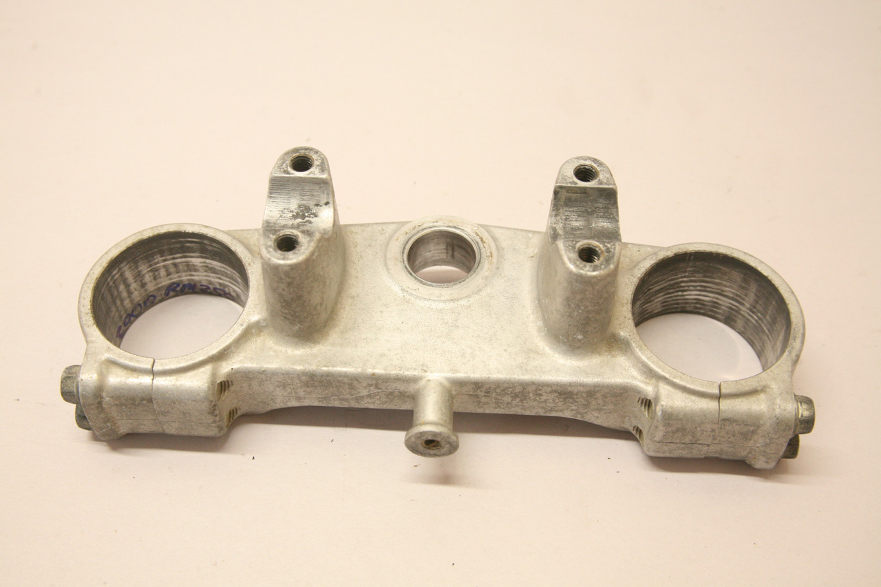 RM250 99-00 Top Triple Clamp Suzuki #8