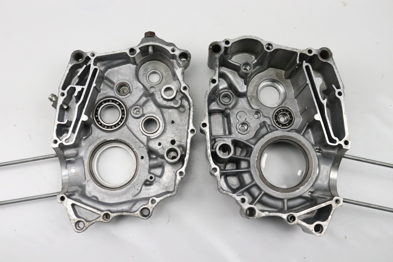 XR200R 1993-2002 Crankcases Pair Engine Cases LH+RH Honda #167