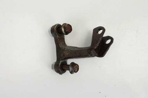 DR-Z250 2001-2007 RH Side Footrest Mount Footpeg Bracket Suzuki 43510-14D12-019 #212