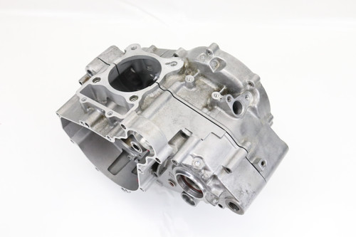 KLX230 2020-2023 Crankcase Set Engine Cases L+R Kawasaki 14001-0707 #234