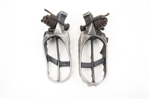 WR250F 01-06 Footrests LH+RH Footpegs & Pins Yamaha 5ET-27421-00-00 #265