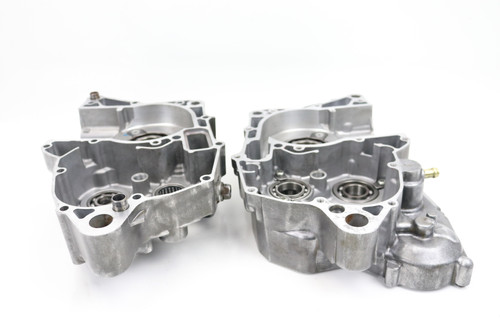 RM-Z250 11-12 Crankcase Set Engine Cases Suzuki 11301-49821 #282