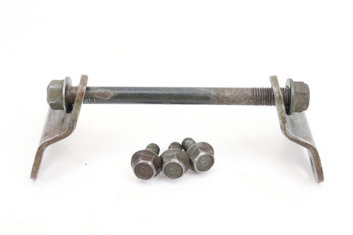 YZ250F 01–04 WR250F 01–06 Lower Motor Mount Brackets & Hardware Yamaha #179