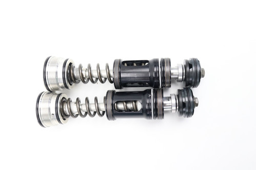 YZ250F 2009 Fork Top Cap Adjusters Pair Yamaha 5XC-2316A-W0 #300