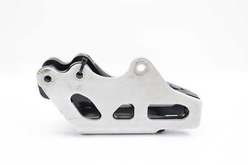 YZ250F 14-25 WR250F 14-25 Rear Chain Guide Yamaha 2S2-22128-70-00 #304