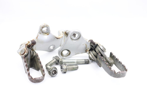 CRF80F 04-09 CRF100F 04-10 Footrests LH+RH Footpegs & Pins Honda #302