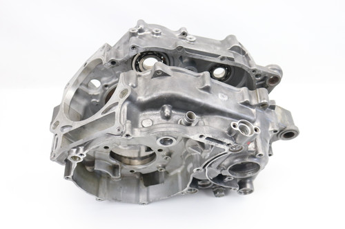 YFM660R 2001-2005 Crankcase Set Engine Cases Yamaha 5LP-15100-02-00 #305C