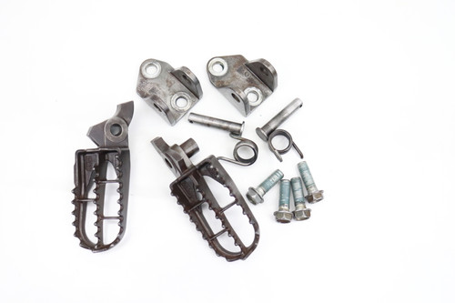 RM-Z250 2007–2009 Footrests LH+RH Footpegs & Pins Suzuki #308