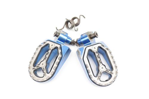 YZ / YZF / WRF 07-21 Footrests LH+RH Footpegs & Pins MX-Pro #132