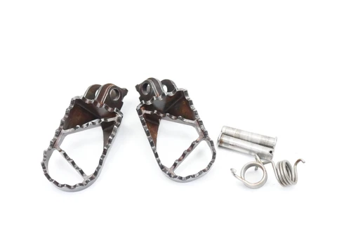 CR125 / WR125 2000-2013 Footrests LH+RH Footpegs & Pins Husqvarna 80A089962 #327