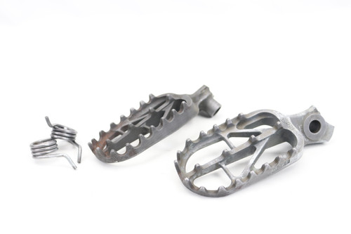RM-Z250 10-15 RM-Z450 08-14 Footrests LH+RH Footpegs Suzuki 43551-28H10 #328