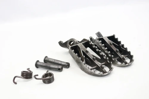 KX250F 05-08 KX450F 07-08 Footrests LH+RH Footpegs Kawasaki 34028-0015 #335
