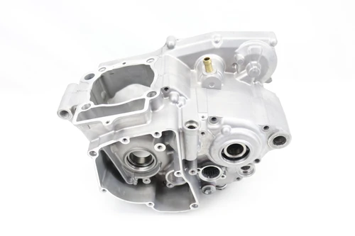 RM-Z250 2013-2015 Crankcase Set Engine Suzuki 11301-49830 #346