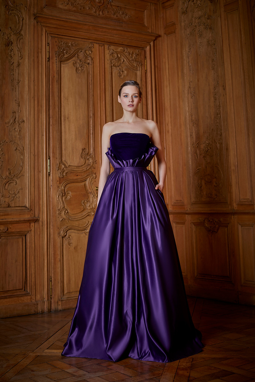 LONG DRESS IN TAFFETA AND VELVET