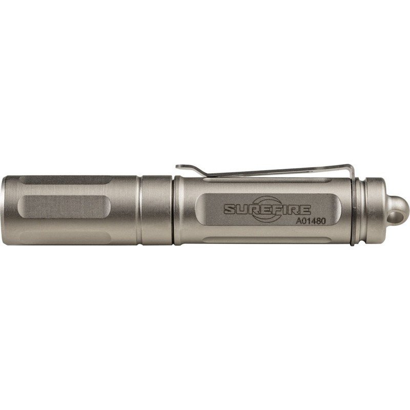 SUREFiRE シュアファイア　TITAN PLUS アメリカ製 SUREFIRE TITAN PLUS - The Ideal Keychain Flashlight