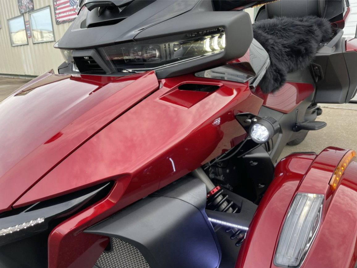 20-UP RT FOGLIGHT WITH BRACKETS BY LAMONSTER GARAGE (SPY442)