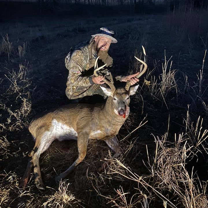 Saddle Hunting Whitetails With A Compound Bow