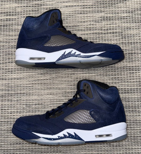 AIR JORDAN 5 "GEORGETOWN" (SIZE 11.5)