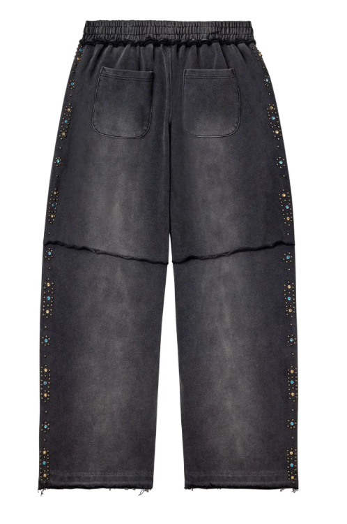 VALE FOREVER BLACK SKITTLE SWEATS