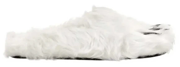BRAVEST STUDIOS WHITE BEAR CLAWS