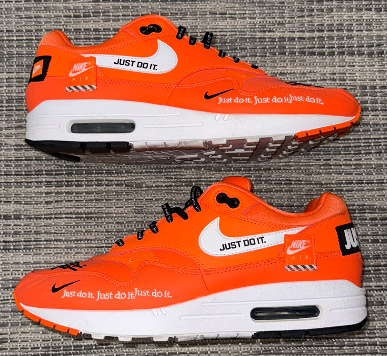 NIKE AIR MAX 1 "JUST DO IT" (SIZE 8.5)
