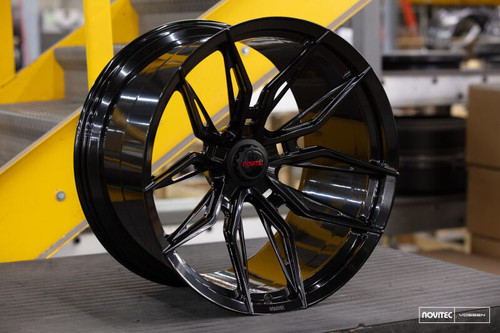 Vossen x Novitec NF11 22x12 ET:52 Gloss Black Ferrari 12Cilindri F167 Rear Wheel - F-AFP-935-F01-C25 Photo - Primary