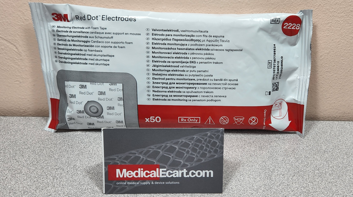 3M™ Red Dot 2228 Foam Monitoring Electrode, 1.57 inch x 1.3 inch (4cm x 3,3cm), (50 Each/Bag), 01 Case of 20 Bags 3M 2228