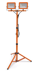 LED STRALER FT-60 OP STATIEF : 2X30W / 3 M. H07RN-F / IP65 LED STRALER FT-60 OP STATIEF : 2X30W / 3 M. H07RN-F / IP65