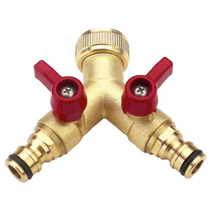 Y-VERTAKKING MET 2 NIPPELS - 3/4"