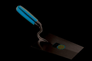 PLAASTERTRUWEEL 180 X 125/95 X 1,2 MM PLAASTERTRUWEEL 180 X 125/95 X 1,2 MM