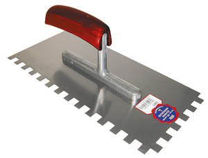 GETANDE SPAAN 280 X 130 / 8 X 8 MM / ZG20 MET HOUTEN HANDGREEP - STAAL